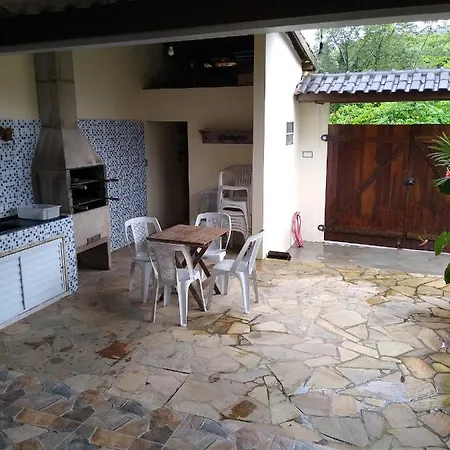 Ótima localização em Ubatuba-2